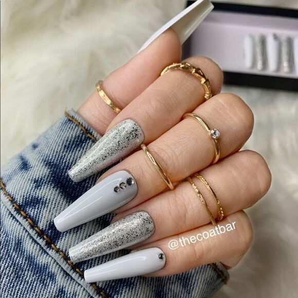 White & Glitters Custom Press On Nails | High Quality Nails | Handmade - Picture 1 of 11